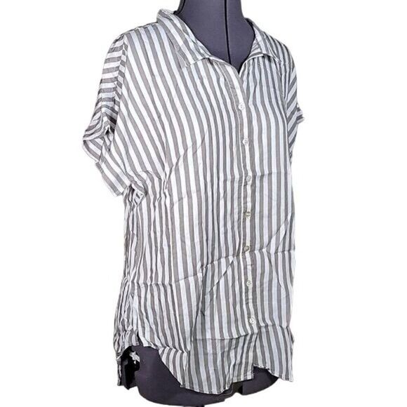 NWOT Denim & Co. Naturals Striped Button-Front Top - Picture 2 of 13